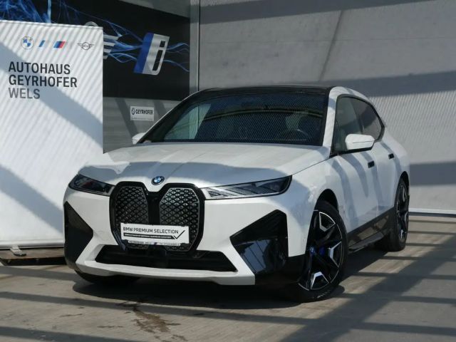 BMW iX xDrive40