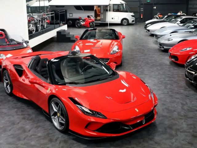 Land Rover Defender 110 D300 Dynamic HSE