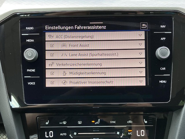 Volkswagen Passat 2.0 TDI Business DSG Variant