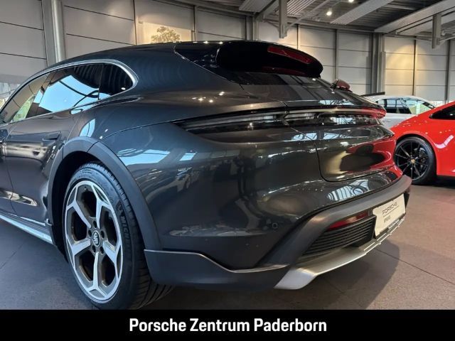 Porsche Taycan 4S Cross Turismo