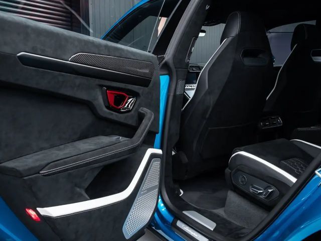 Lamborghini Urus Performante