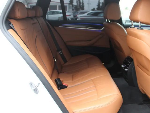 BMW 520 520d M-Sport Touring