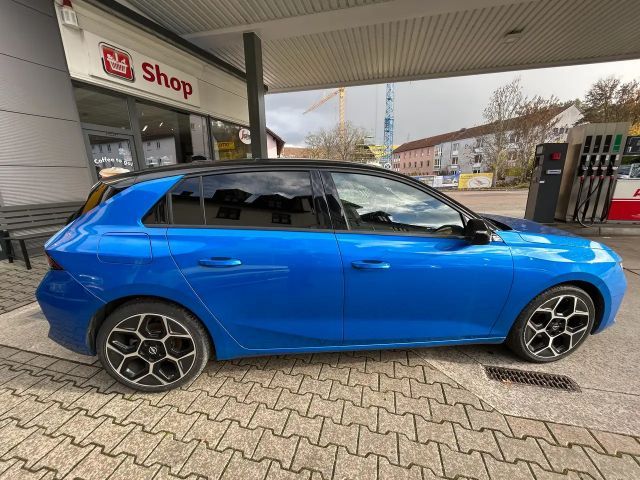 Opel Astra Ultimate