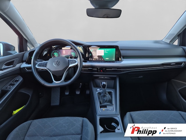 Volkswagen Golf 1.0 TSI Life Variant