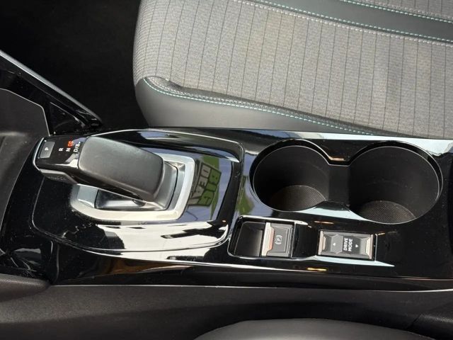 Peugeot 208 Allure Pack