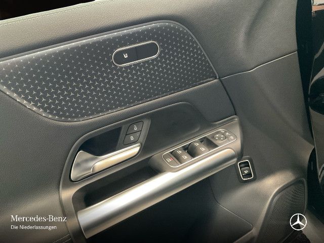 Mercedes-Benz EQA 300 4MATIC