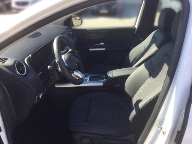 Mercedes-Benz B 180 Progressive