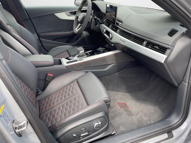 Audi RS4 Avant Quattro