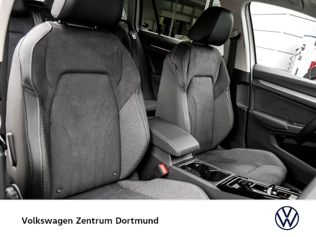 Volkswagen Golf DSG Style Variant