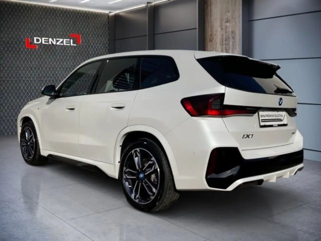 BMW iX1 xDrive30