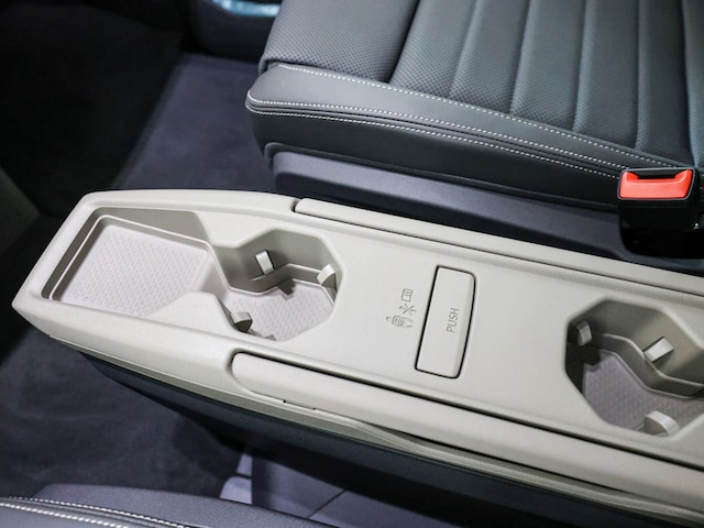 Volkswagen Multivan 2.0 TDI Lang T7