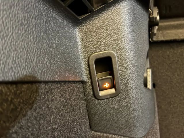 Volkswagen Golf DSG Sport