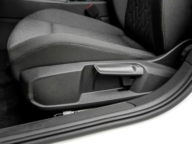 Volkswagen Golf 1.5 TSI Golf VIII Life