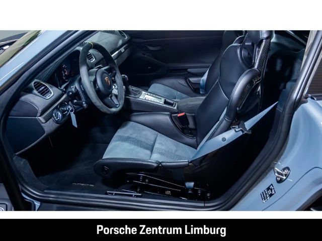 Porsche Cayman 718 Coupé RS