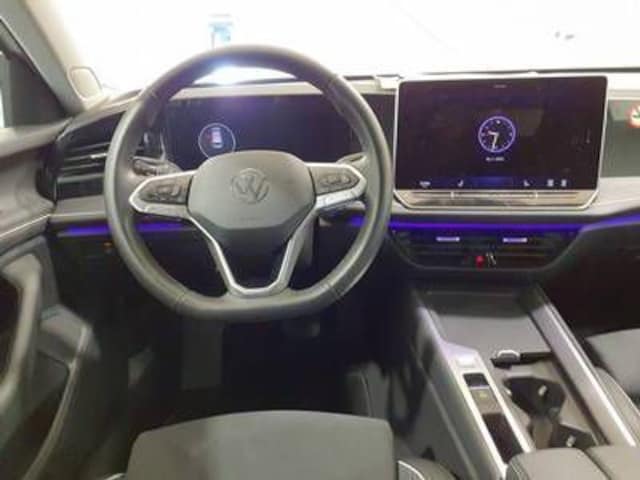 Volkswagen Passat 1.5 eTSI DSG IQ.Drive Variant