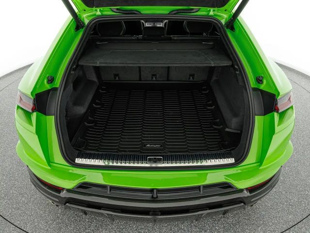 Lamborghini Urus Performante