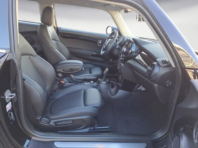 MINI One One Classic Trim Komfortzugang Klima Sportsitze