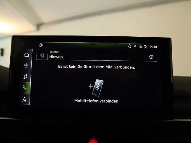 Audi A4 30 TDI Avant S-Line