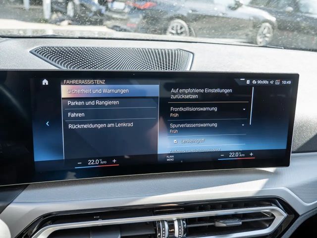 BMW 330 330i Touring xDrive