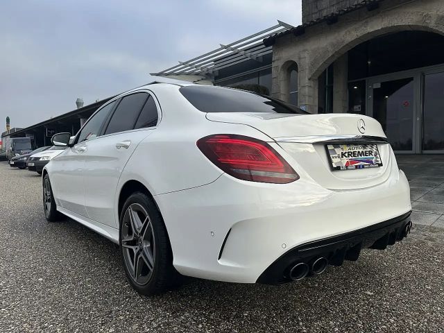 Mercedes-Benz C 220 4MATIC C 220 d Sedan