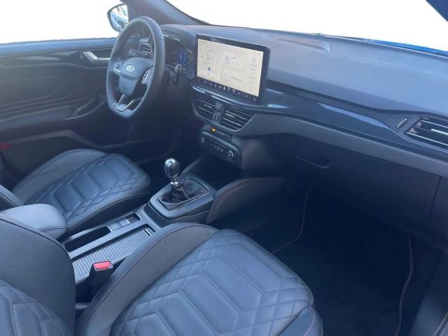 Ford Focus EcoBoost ST Line Wagon