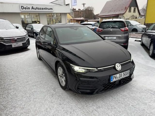 Volkswagen Golf DSG R-Line