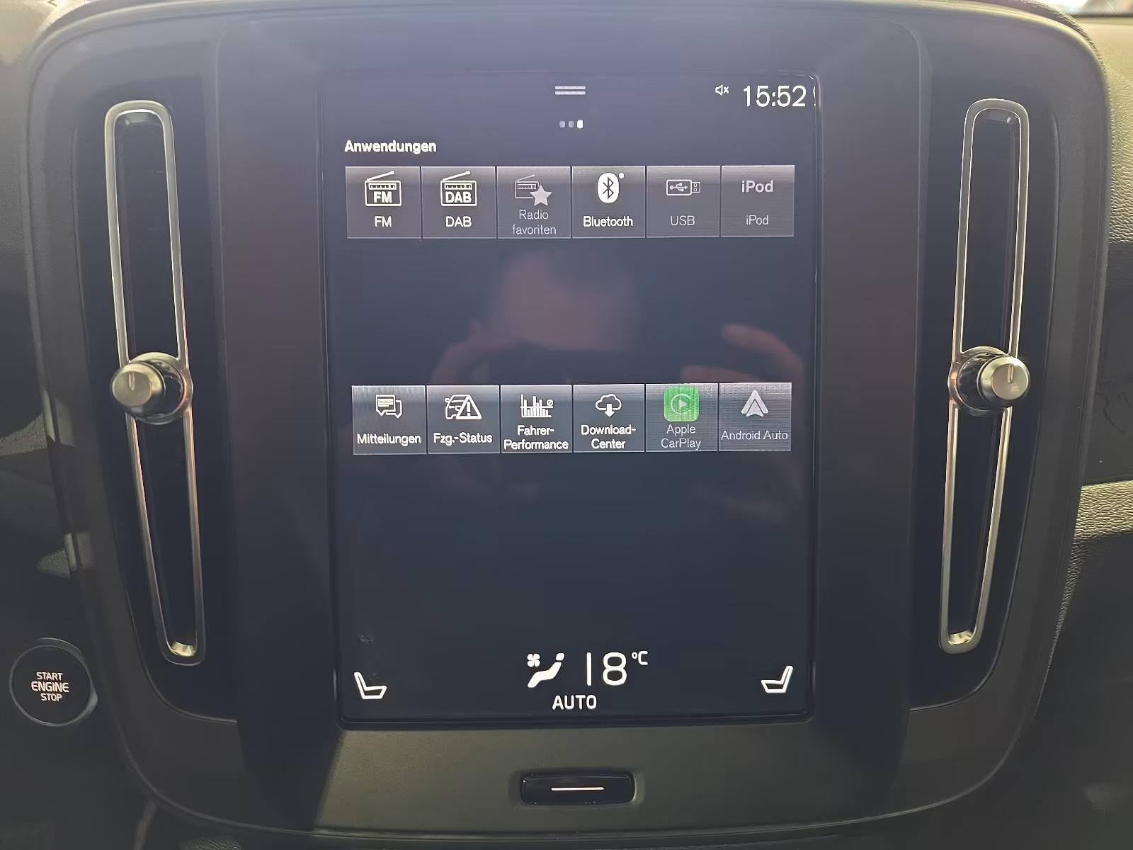 Volvo XC40 Core Momentum