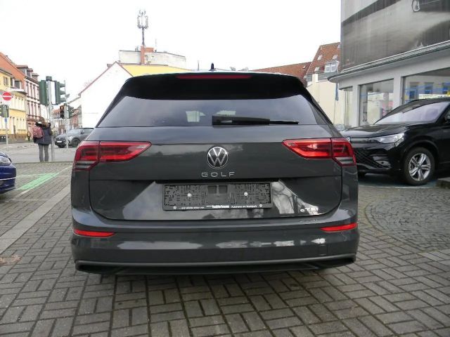 Volkswagen Golf DSG Golf VIII Life Variant