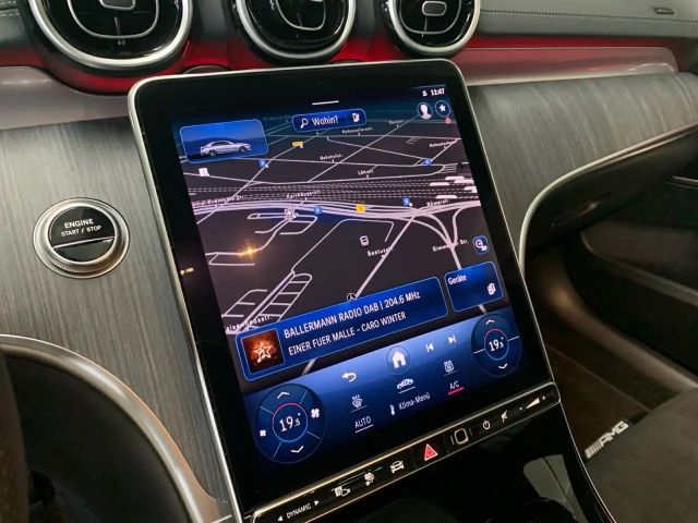 Mercedes-Benz C 300 AMG Line Sedan