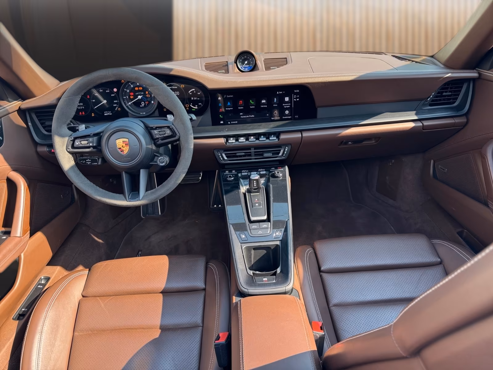 Porsche 911 992 Cabriolet Carrera GTS