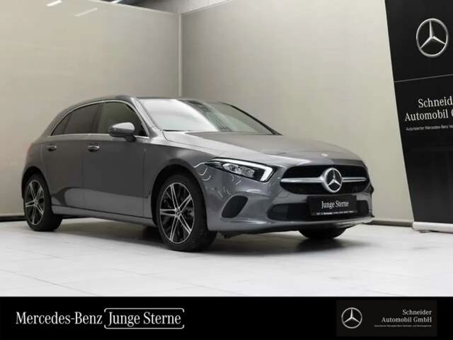 Mercedes-Benz A 250 A 250 e Hatchback