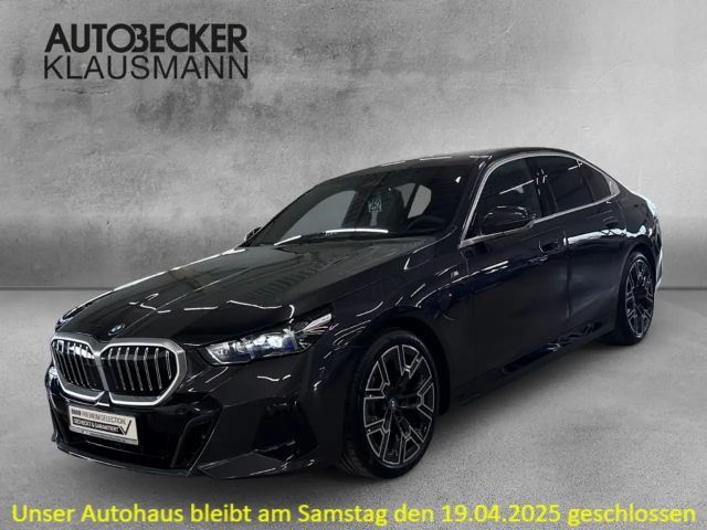 BMW 530 530e M-Sport Sedan