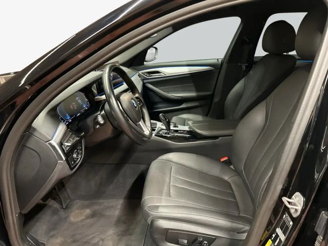 BMW 530 530e Touring