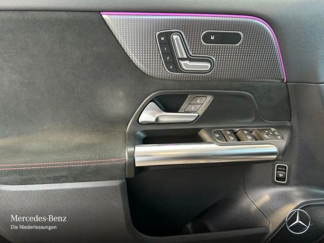 Mercedes-Benz EQA 300 4MATIC AMG Line