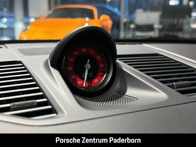 Porsche 992 Carrera Coupé GTS