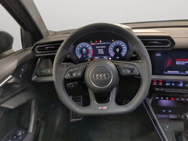 Audi A3 35 TFSI S-Line Sedan Sportback