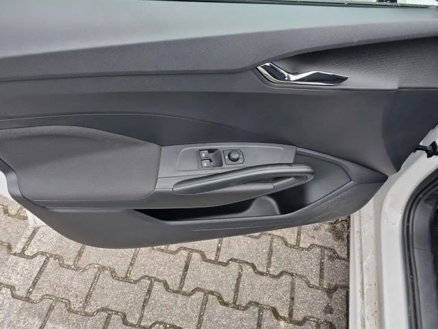 Skoda Fabia Essence 1.0 MPI LED EPH Sitzheizung Klima