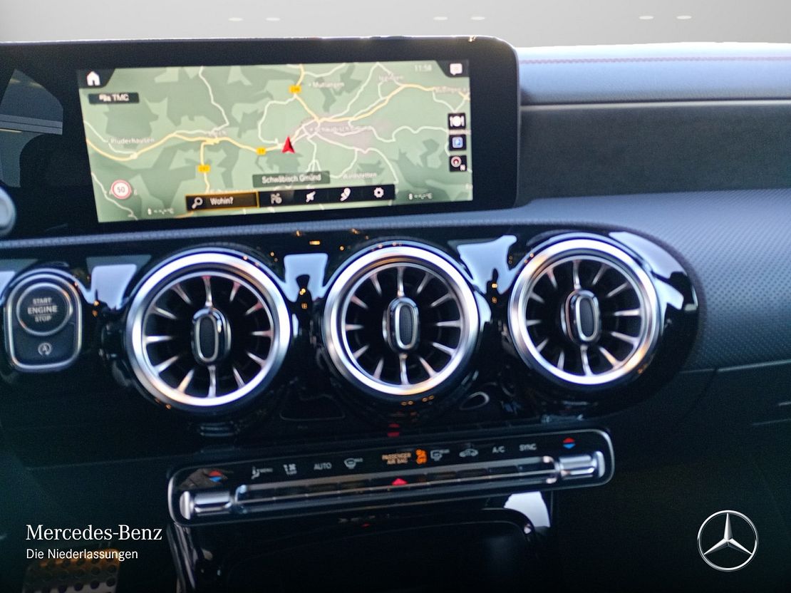 Mercedes-Benz CLA 250 4MATIC AMG Line Coupé