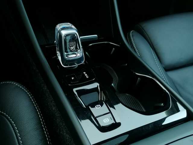 Volvo XC40 Inscription T3