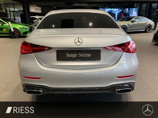 Mercedes-Benz C 200 AMG Line Sedan