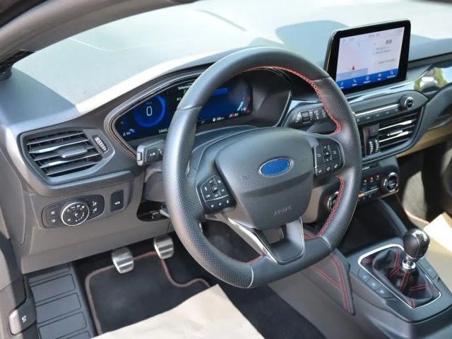 Ford Focus ST Line Wagon