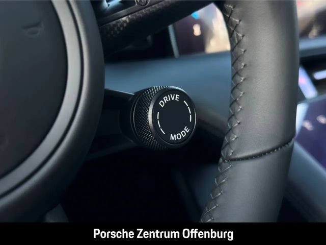 Porsche Taycan 4 Cross Turismo