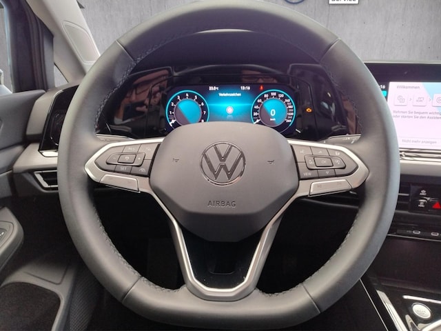 Volkswagen Golf 1.5 TSI Style Variant