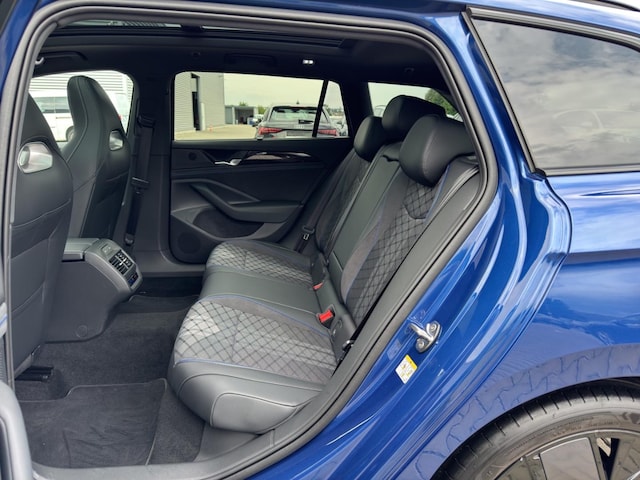 Volkswagen Passat DSG R-Line Variant