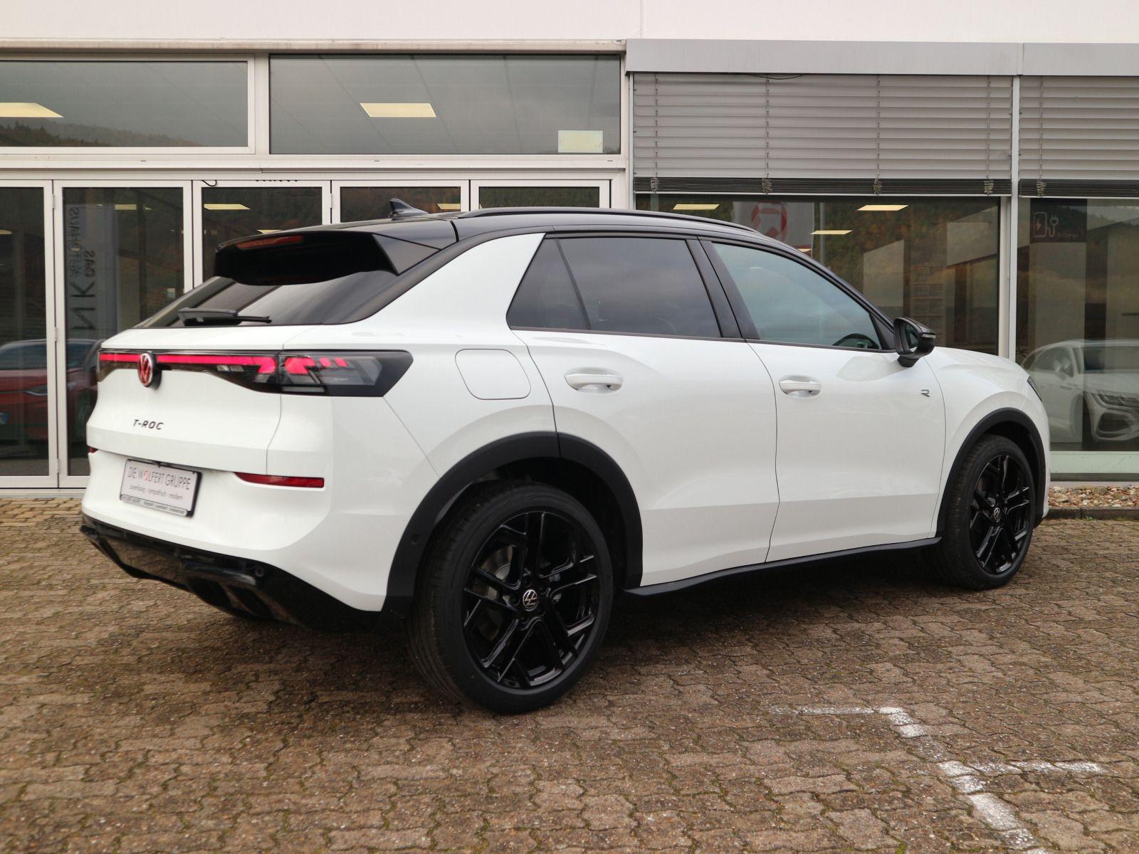 Volkswagen T-Roc 1.5 eTSI DSG R-Line