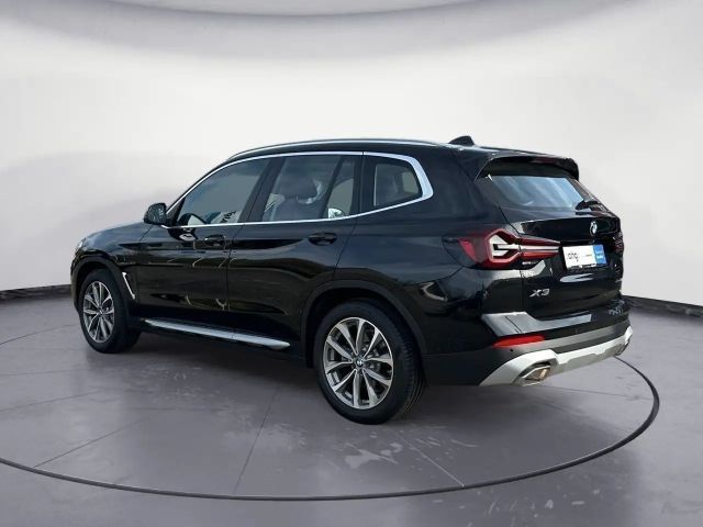 BMW X3 xDrive30i
