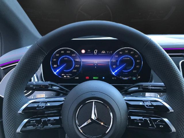 Mercedes-Benz EQE 350 Sedan