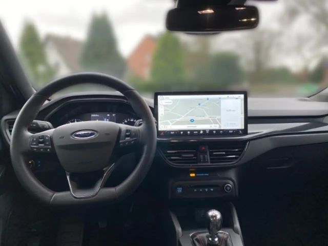 Ford Focus ST Line Wagon