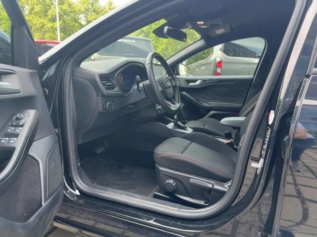 Ford Focus EcoBoost ST Line Wagon