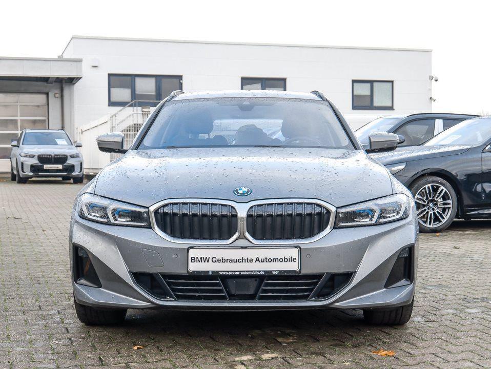 BMW 330 330e Touring